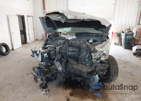 2019 Ram 1500 Classic Express 4X4 6'4 Box z USA, uszkodzony, nr VIN 1C6RR7FG8KS531634